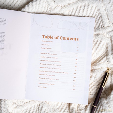 Talking To God - Teen Girls' Bible Study Book: A Bible Study on Prayer - Rose [KSIĄŻKA]