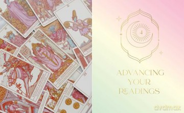 Tarot Card Companion: Master the art of tarot reading - Victoria Maxwell [KSIĄŻKA]