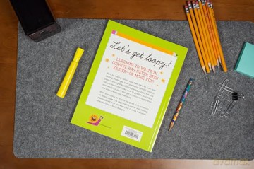 The Beginner's Cursive Handwriting Workbook: Learn to Write Cursive with Wacky Jokes and Puzzles - Connie Sloane [KSIĄŻKA]