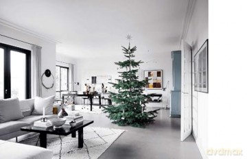The Christmas Season: Created by Scandinavian Artists - Katrine Martensen-Larsen [KSIĄŻKA]