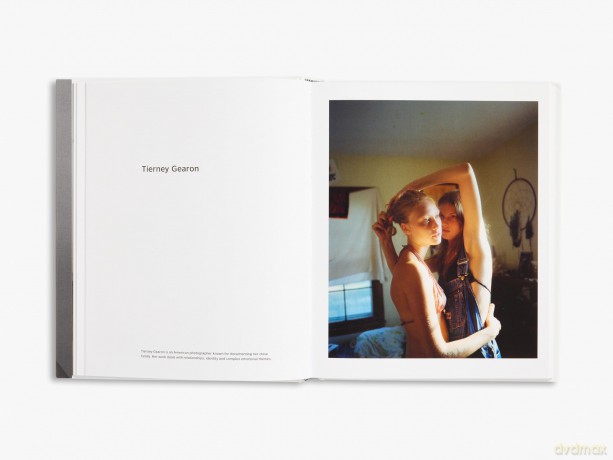 The Domestic Stage: When Fashion Image Comes Home - Adam Murray [KSIĄŻKA]