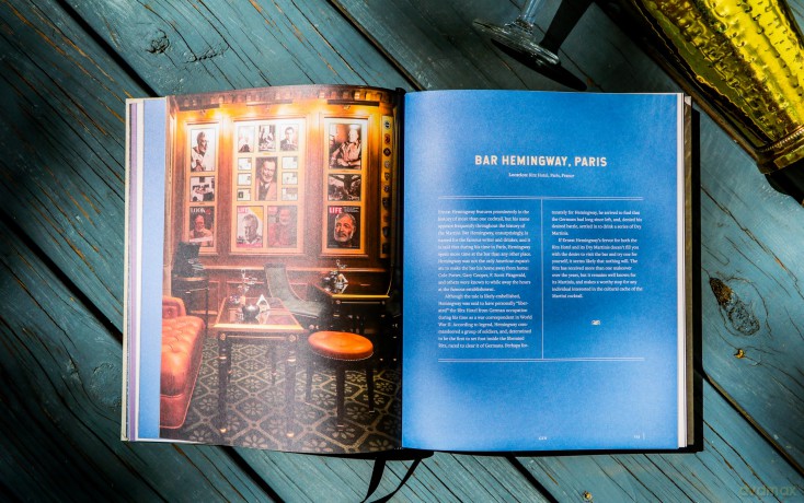 The Encyclopedia of Cocktails: Over 1,000 Cocktails for Every Occasion - The Coastal Kitchen [KSIĄŻKA]