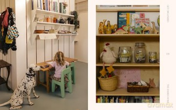 The Family Home: Inspiring Ideas for a Home Filled with Joy - Courtney Adamo [KSIĄŻKA]