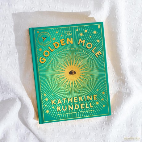 The Golden Mole: and Other Vanishing Treasure - Katherine Rundell [KSIĄŻKA]