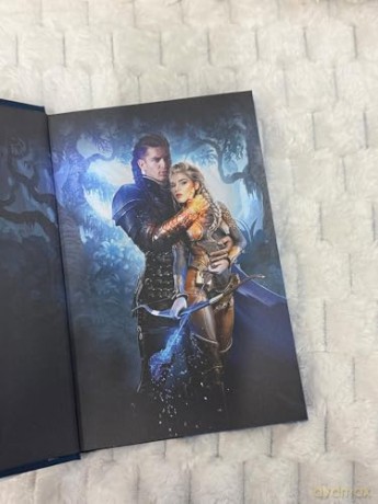 The Last Dragon King: The TikTok fantasy romance special edition sensation for 2025: Book 1 - Leia Stone [KSIĄŻKA]
