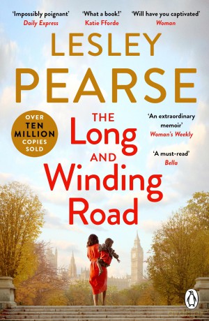 The Long and Winding Road: An inspiring memoir from one of the world's favourite storytellers - Lesley Pearse [KSIĄŻKA]