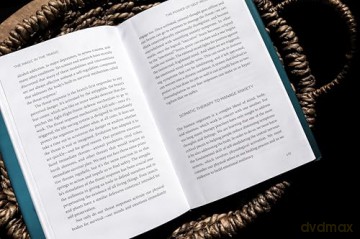 The Magic in the Tragic: Rewriting the Script on Grief and Discovering Happiness in Our Darkest Days - A New Approach to Resilience, Grieving, and Healing in the Midst of Tragedy or Trauma - John Tsilimparis [KSIĄŻKA]