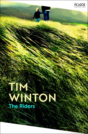 The Riders: the Booker Prize-shortlisted novel of one man's search across Europe for the woman he loves - Tim Winton [KSIĄŻKA]