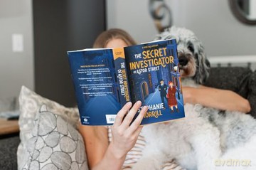 The Secret Investigator of Astor Street: A Piper Sail Mystery - Stephanie Morrill [KSIĄŻKA]
