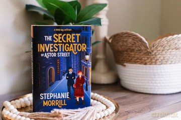 The Secret Investigator of Astor Street: A Piper Sail Mystery - Stephanie Morrill [KSIĄŻKA]