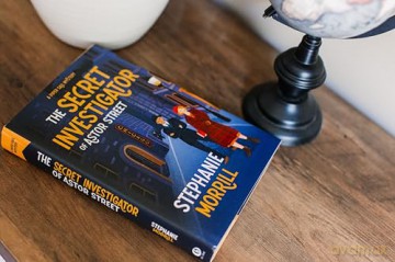 The Secret Investigator of Astor Street: A Piper Sail Mystery - Stephanie Morrill [KSIĄŻKA]