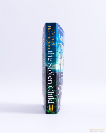 The Stolen Child: the gripping emotional thriller with a twist you'll never see coming - Carmel Harrington [KSIĄŻKA]