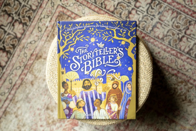 The Storyteller'S Bible: A Bible Storybook Celebrating the Greatest Storyteller of All - Butler [KSIĄŻKA]