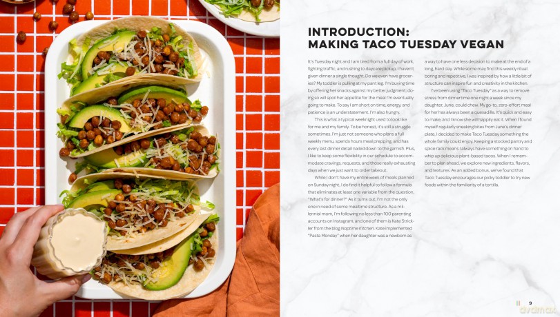 The Taco Tuesday Cookbook: Plant-Based: 52 Healthy Vegan Taco Dinners for Any Week of the Year - Kate Kasbee [KSIĄŻKA]