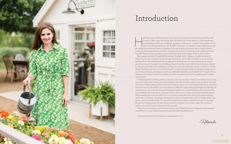 The Vintage Farmhouse Garden: Your Guide to Creating a Vintage-Inspired Outdoor Space - Rhonda Kaiser [KSIĄŻKA]