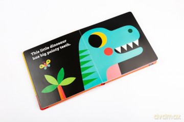 This Little Dinosaur: A Touch and Feel Book - Ingela P Arrhenius [KSIĄŻKA]