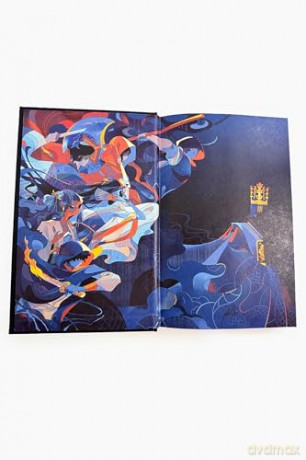 Three Shattered Souls: 3 - Mai Corland [KSIĄŻKA]