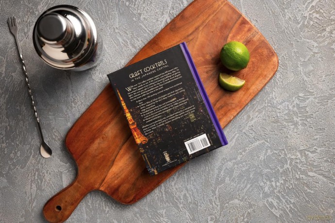 Tokyo Cocktails: An Elegant Collection of Over 100 Recipes Inspired by the Eastern Capital - Nicholas Coldicott [KSIĄŻKA]