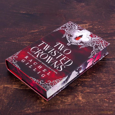 Two Twisted Crowns: the instant NEW YORK TIMES and USA TODAY bestseller - Rachel Gillig [KSIĄŻKA]