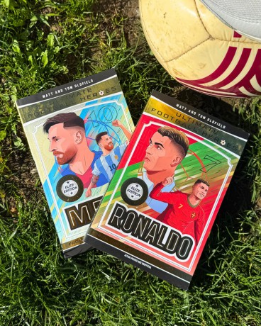 Ultimate Football Heroes: Ronaldo [KSIĄŻKA]