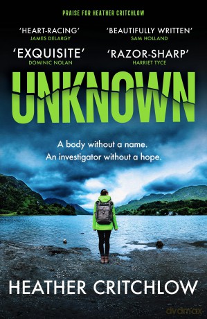 Unknown: An atmospheric, gripping amateur sleuth crime thriller from a must-read new voice in Scottish crime fiction - Heather Critchlow [KSIĄŻKA]