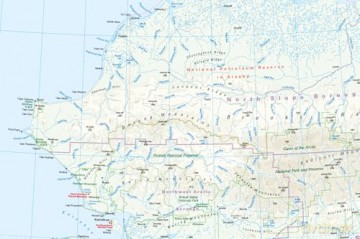 USA 11 Alaska Map 1:2,000,000 scale - Waterproof, Tearproof and with real photos - Reise Know-How [KSIĄŻKA]