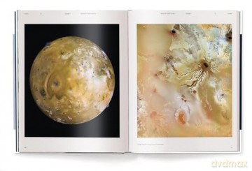 Voyager: Photographs from Humanity's Greatest Journey - Jens Bezemer [KSIĄŻKA]