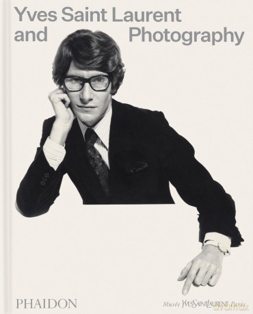 Yves Saint Laurent and Photography - Madison Cox [KSIĄŻKA]