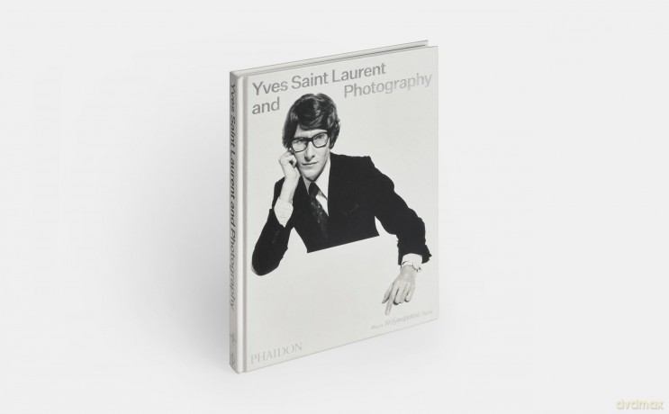 Yves Saint Laurent and Photography - Madison Cox [KSIĄŻKA]