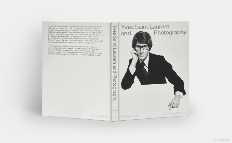 Yves Saint Laurent and Photography - Madison Cox [KSIĄŻKA]