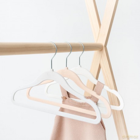 3 Sprouts - Velvet Hanger (set of 15) - Cream, Gray, Hazelnut
