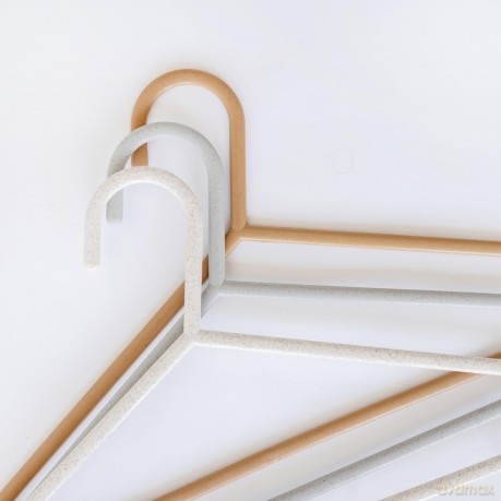 3 Sprouts - Wheat Straw Hanger (set of 15) - Cream/Gray/Brown - 20.5 x 29 cm