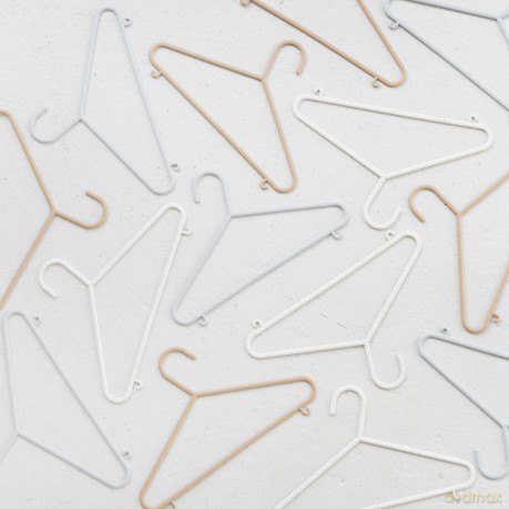 3 Sprouts - Wheat Straw Hanger (set of 15) - Cream/Gray/Brown - 20.5 x 29 cm