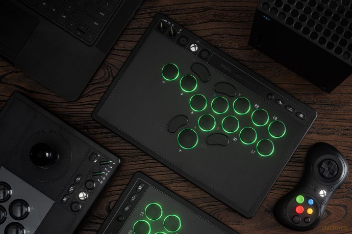 8Bitdo - Arcade Controller Xbox/PC - Black