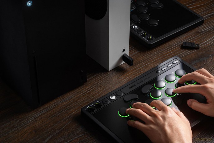 8Bitdo - Arcade Controller Xbox/PC - Black