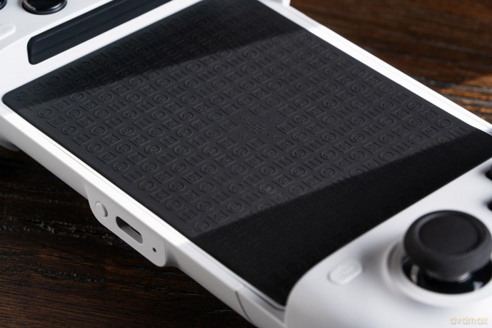 8BitDo - Mobile Gaming Pad - Xbox (White)
