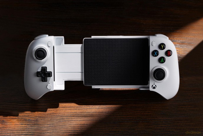 8BitDo - Mobile Gaming Pad - Xbox (White)