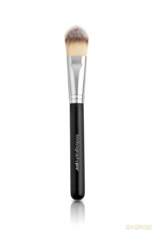 BODYOGRAPHY - FOUNDATION BRUSH