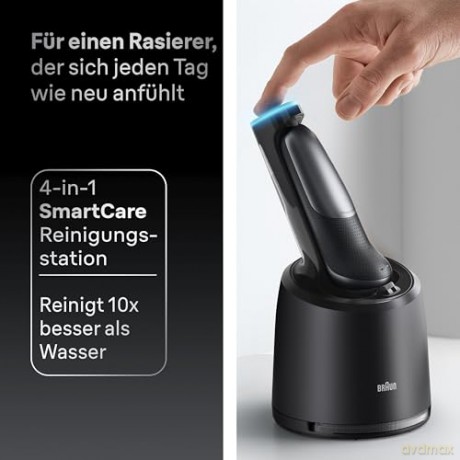 Braun - Series 7 Electric Shaver, SmartCare Center, +1 Attachment, 72-C7200CC - Gold