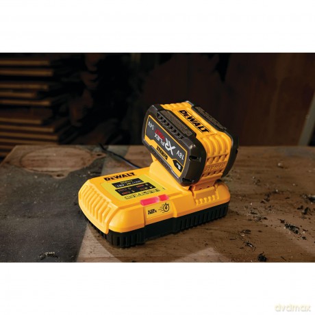Dewalt DCB117-QW - quick charger 18V-54V 12A