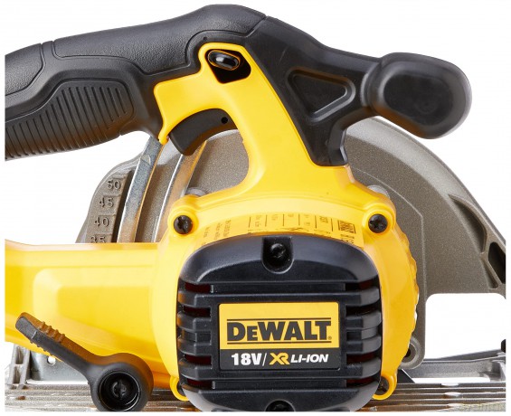 Dewalt DCS391N-XJ 18V XR Circular Saw SOLO