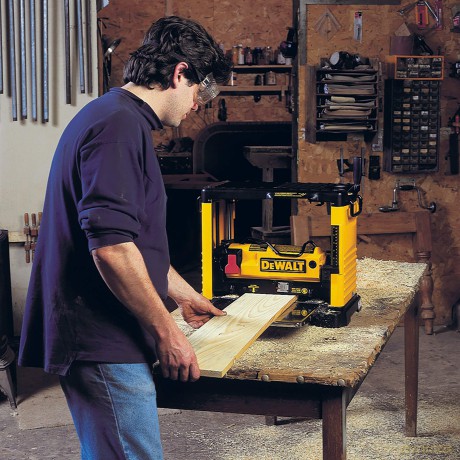 Dewalt DW733-QS Portable Thicknesser