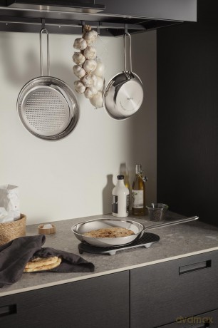 Eva Trio - Recycled Stainless Steel Honeycomb Frying Pan - Ă24 cm