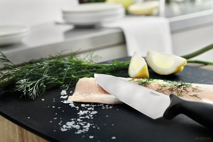 Fiskars - Essential Chef's Knife - 21 cm