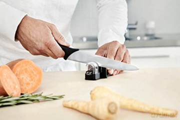 Fiskars - Essential Roll-Sharp Knife Sharpener