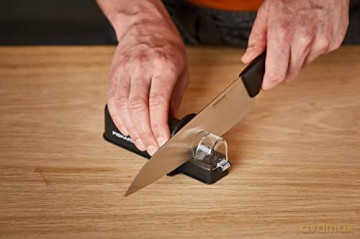 Fiskars - Essential Roll-Sharp Knife Sharpener