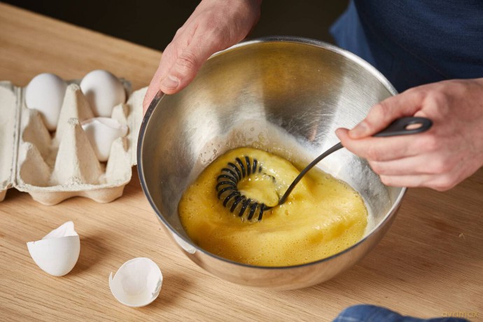 Fiskars - Essential Spiral Whisk