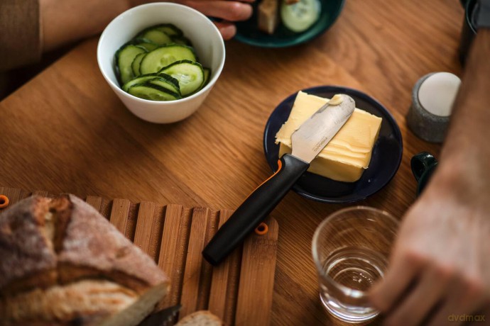 Fiskars - FunctionalForm Butter Knife - 8 cm