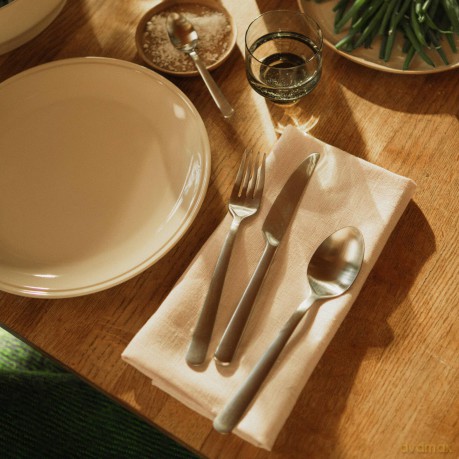Fiskars - FunctionalForm Cutlery Gift Box - 16 Pieces - Matt Steel