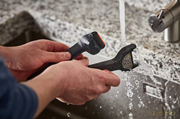 Fiskars - FunctionalForm Garlic Press